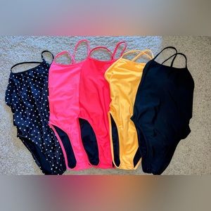 5 Jolyn Brandon2 size 30 One-piece swimsuits